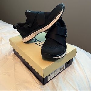 TIEM Cycling Shoes 6